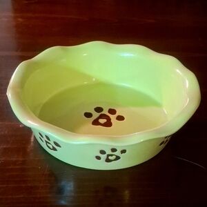 2 Dog Food dishes